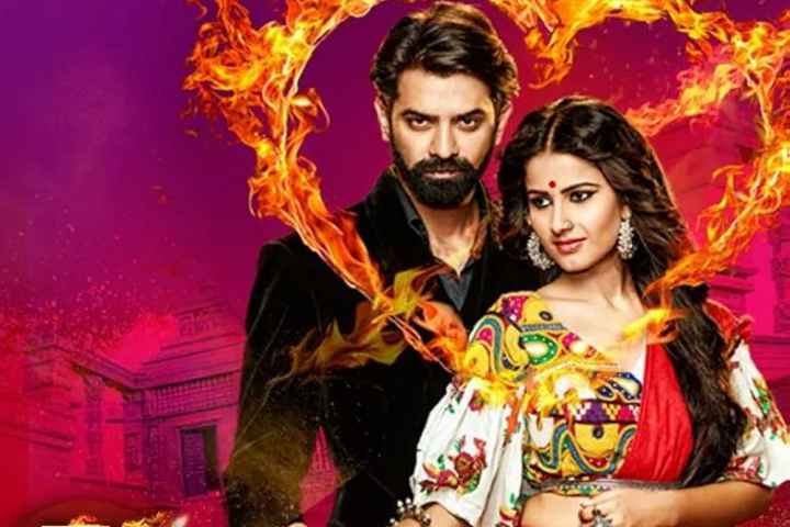 Iss Pyaar Ko Kya Naam Doon