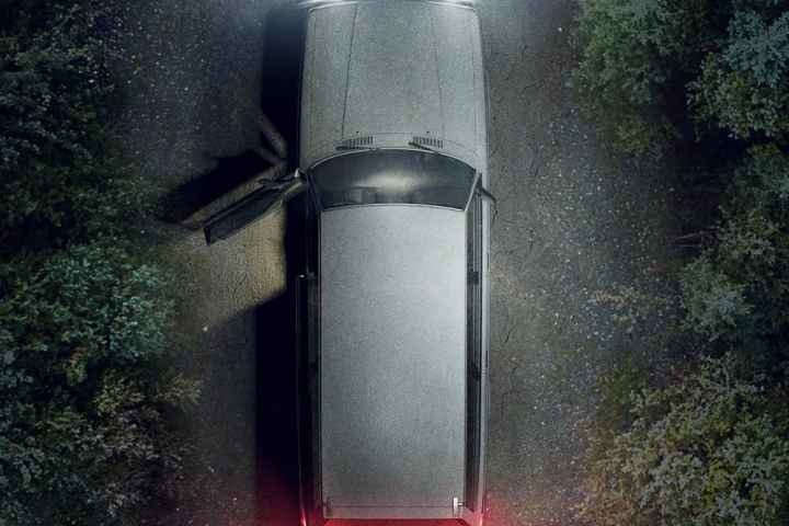 When the Streetlights Go On