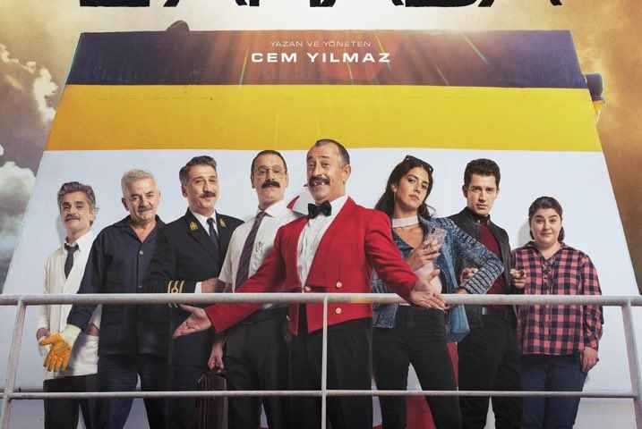 Karakomik Filmler 2 Arada